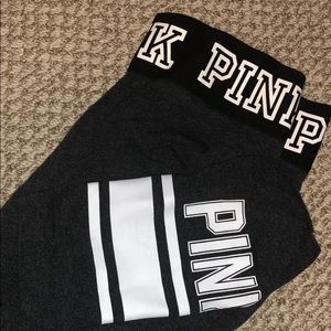 VICTORIA SECRET PINK LEGGINGS